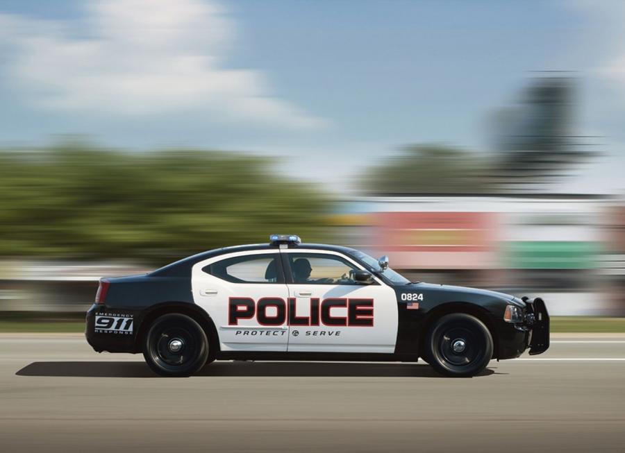  Dodge Charger Police Car 2005 года  (фото 8 из 38)